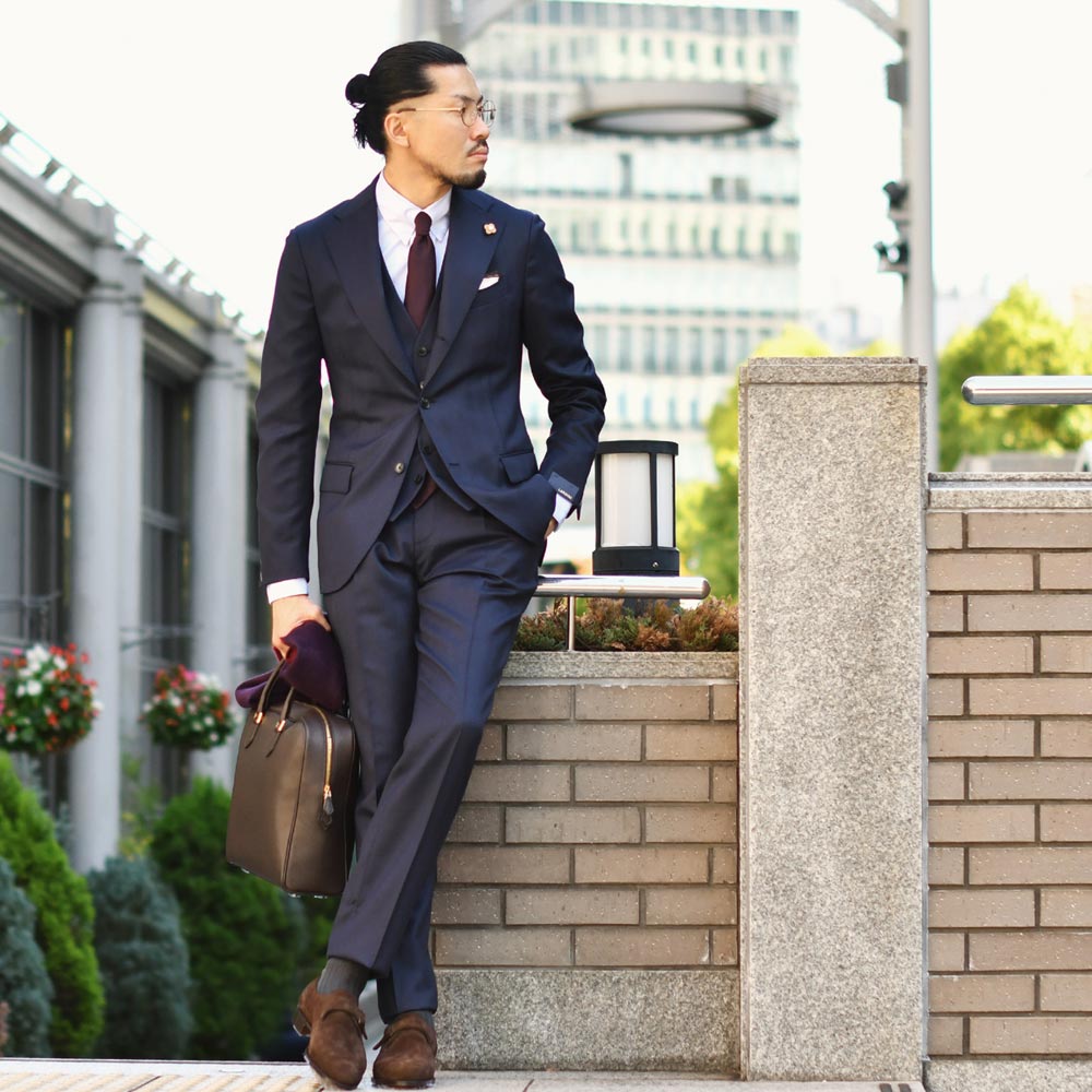距離2mで差がつく至極のネイビー!!!LARDINI【ラルディーニ